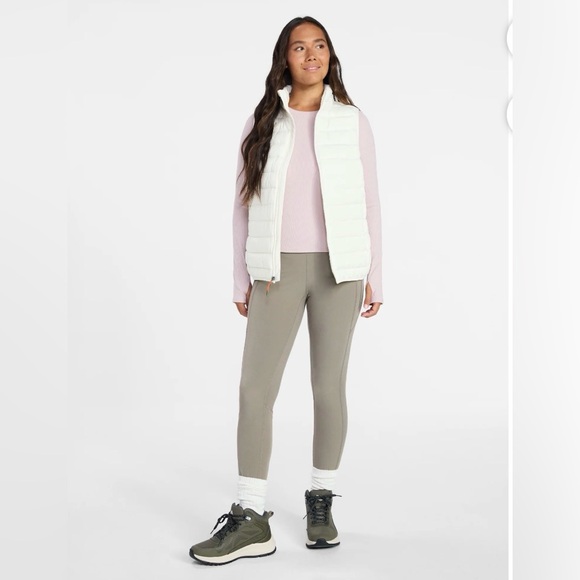 Ozark Trail soft puffer White plus size vest sz 2X - Picture 3 of 16